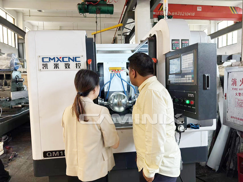 Customer Visiting CMXCNC